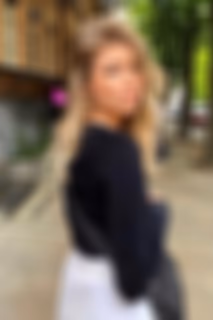 Karina  mujeres ucranianas en el frente