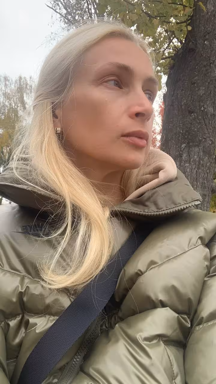 Oksana que le gusta a las mujeres ucranianas