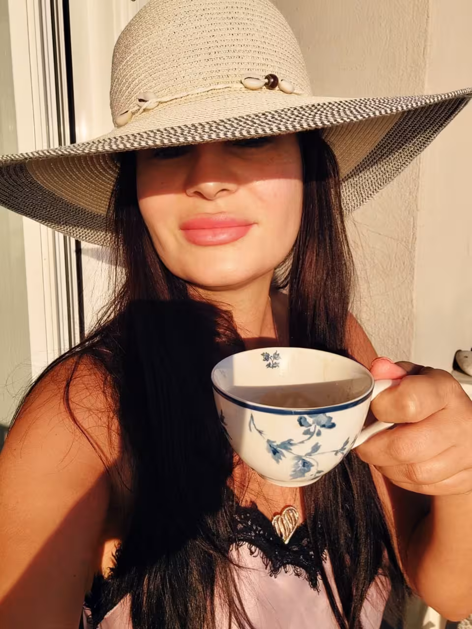 Nataliya mujeres rusas con gorro