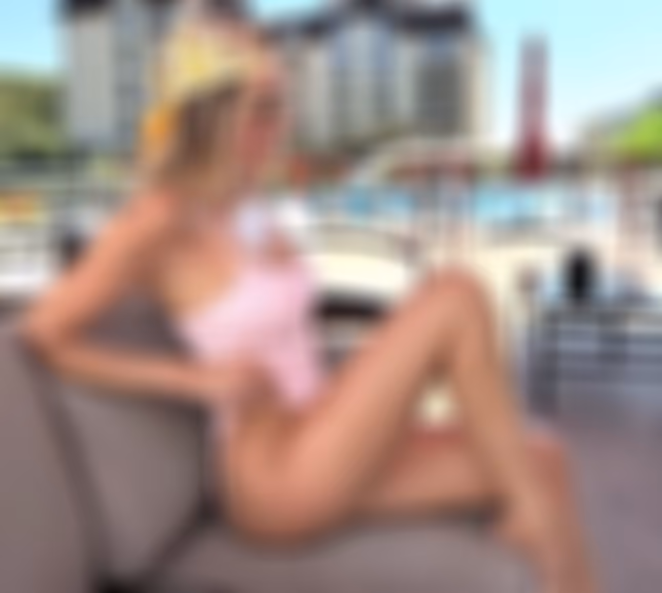 Oksana que les gusta a las mujeres rusas
