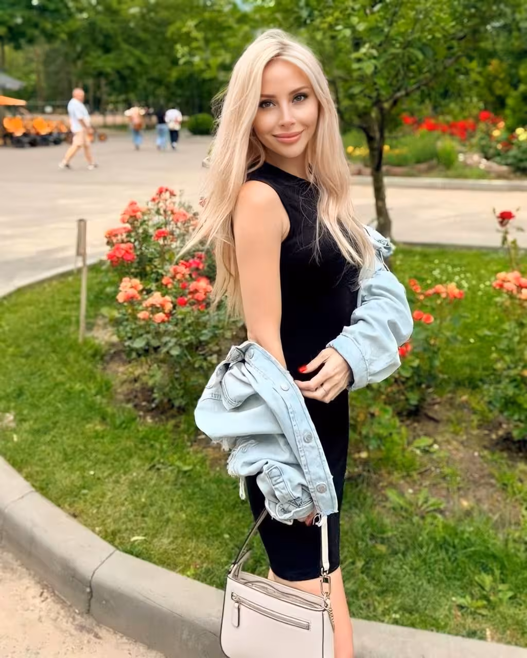 Olena 37 yo from Odesa Ukraine Photos of Russian and Ukrainian women