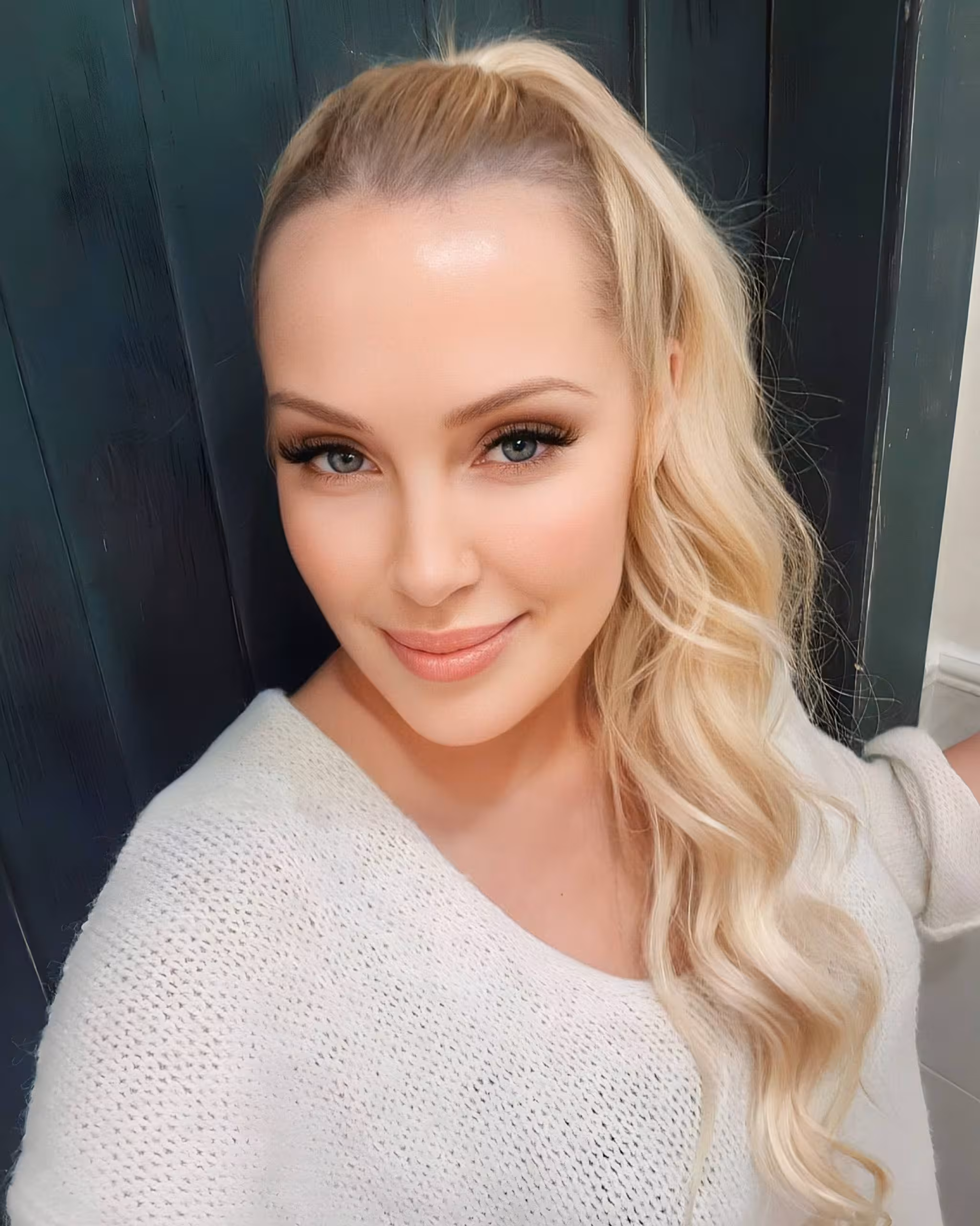 JULIA 44 yo from Kiev Ukraine Russian women looking for a partner