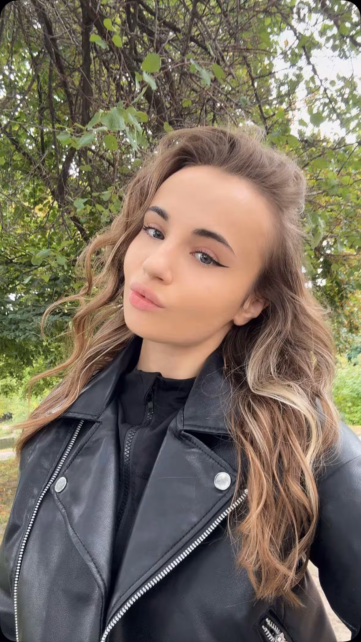 Anastasiia desfile militar de mujeres ucranianas