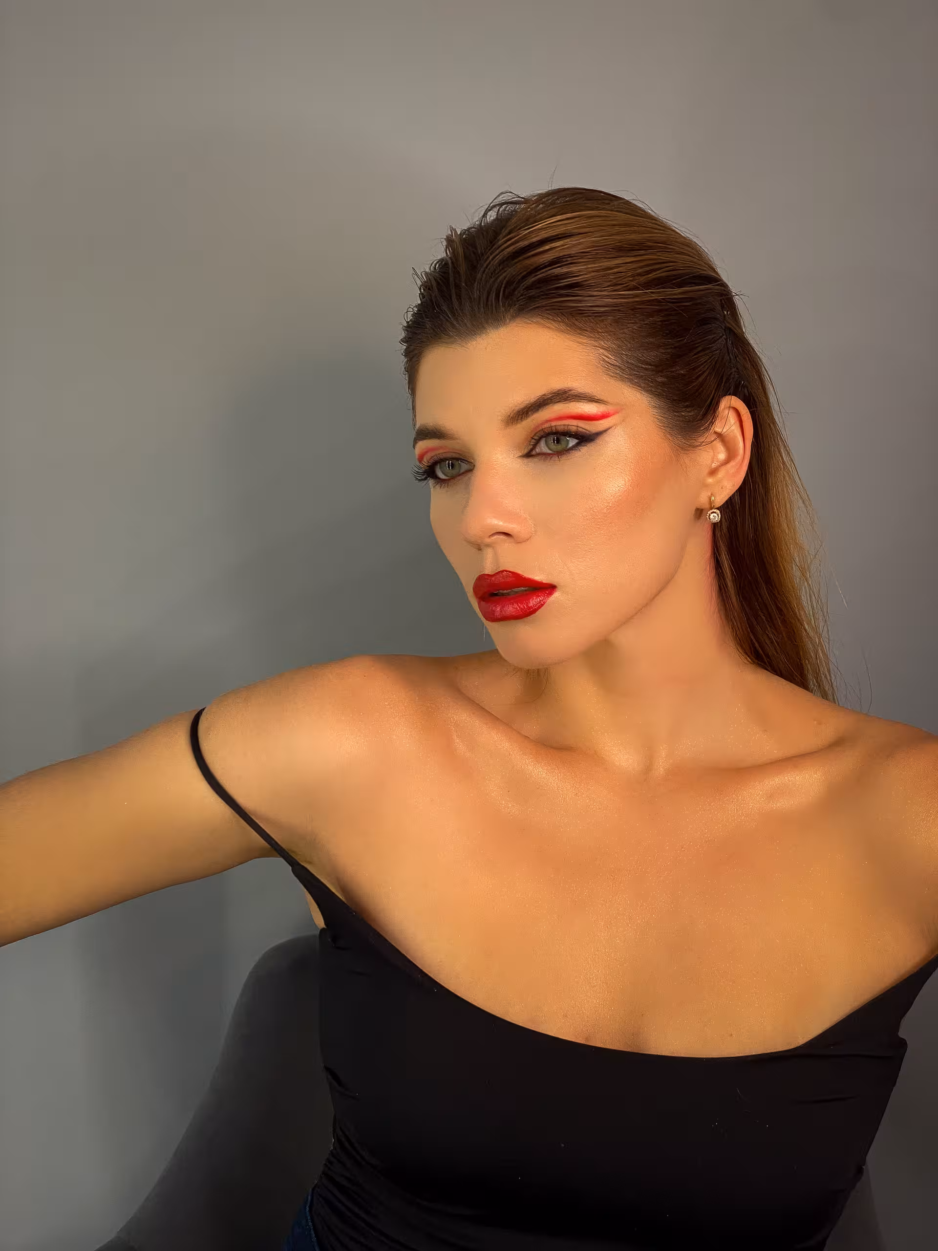 Diana mujeres rusas con gorro