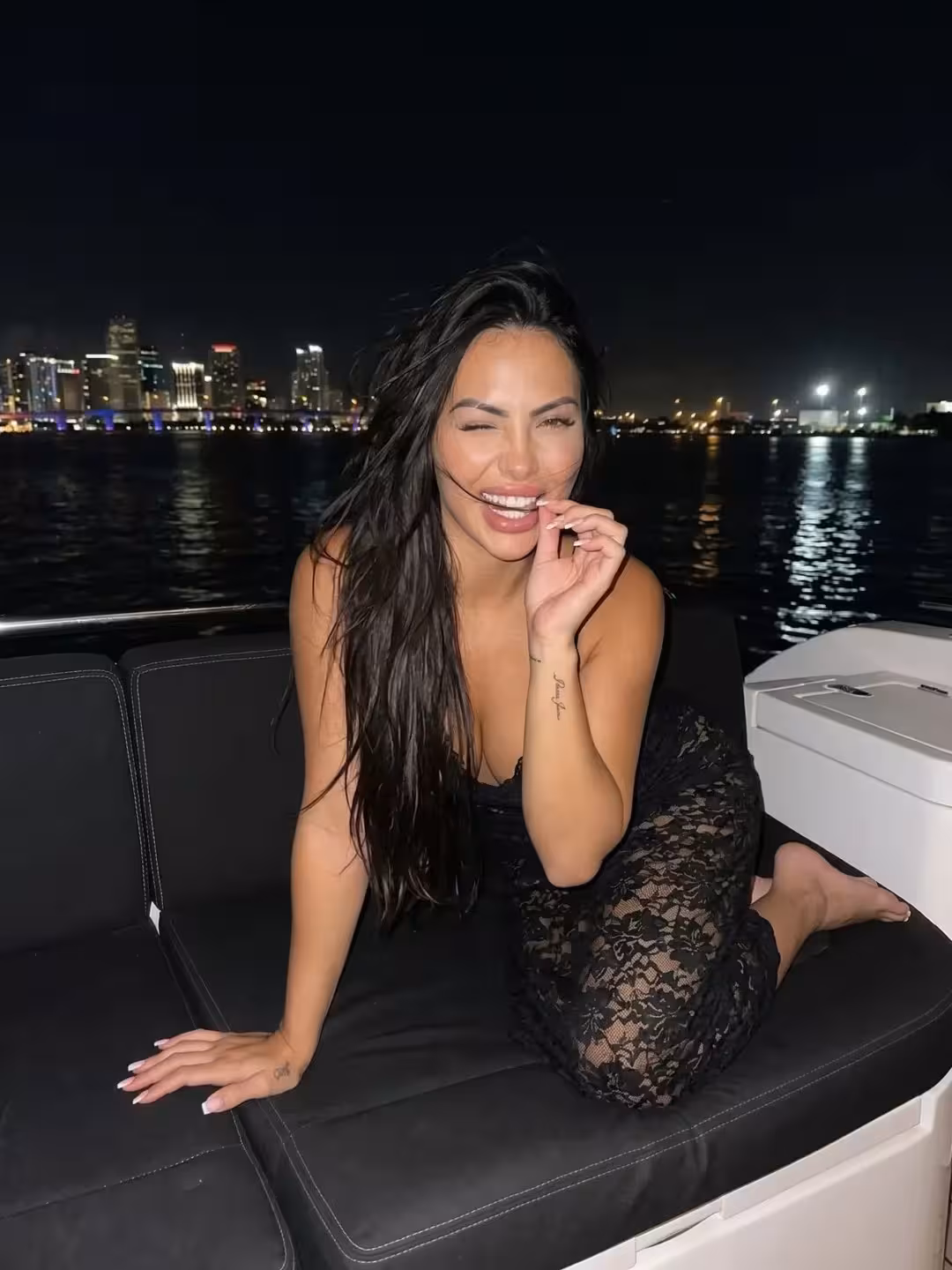 Danisa mujeres ucranianas más hermosas