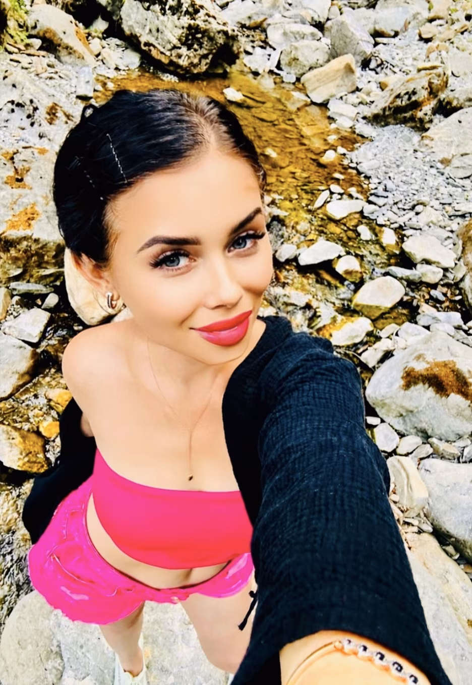 Tetiana 41 Fribourg Switzerland Characteristics of Russian women
