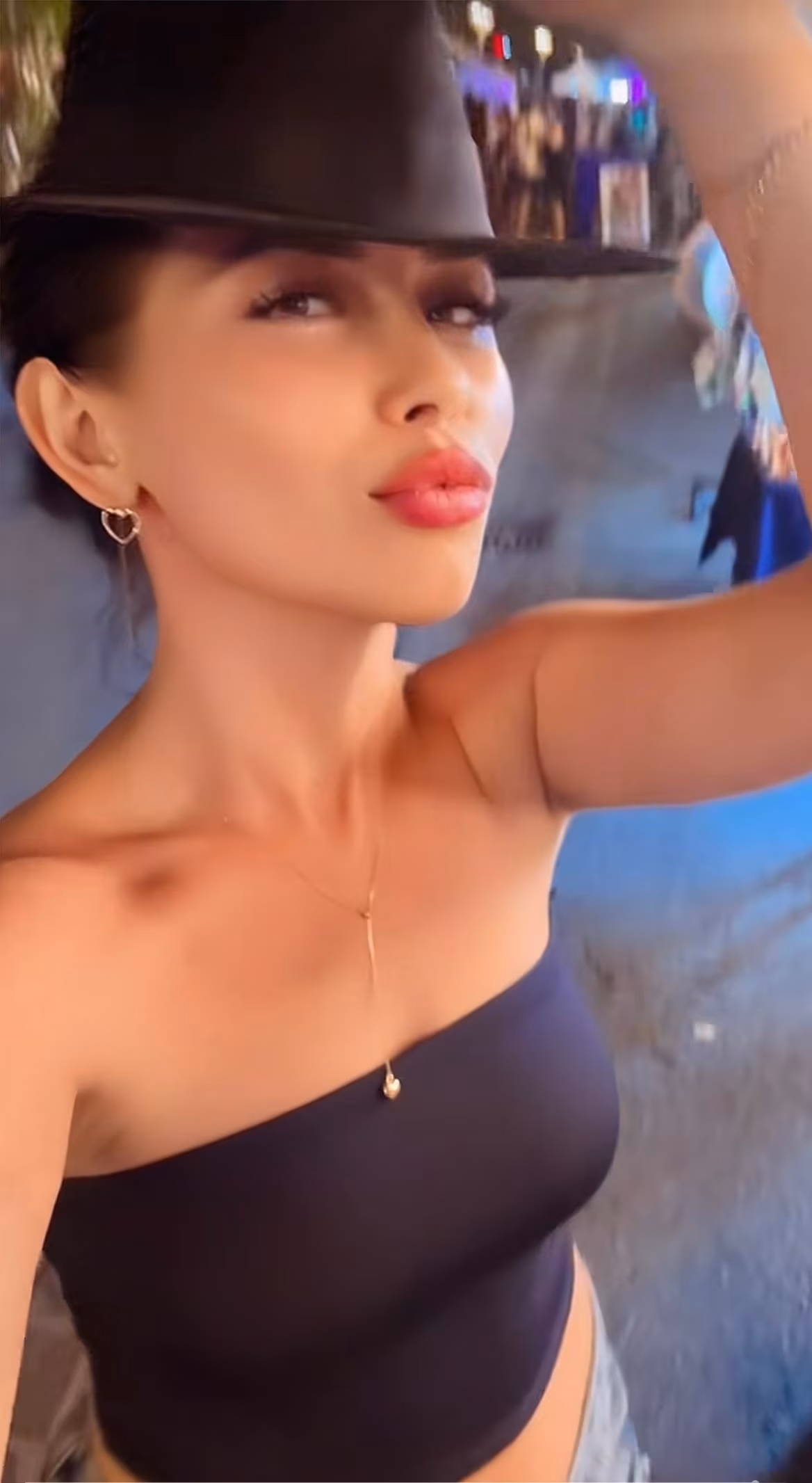 Tetiana 41 Fribourg Switzerland Characteristics of Russian women