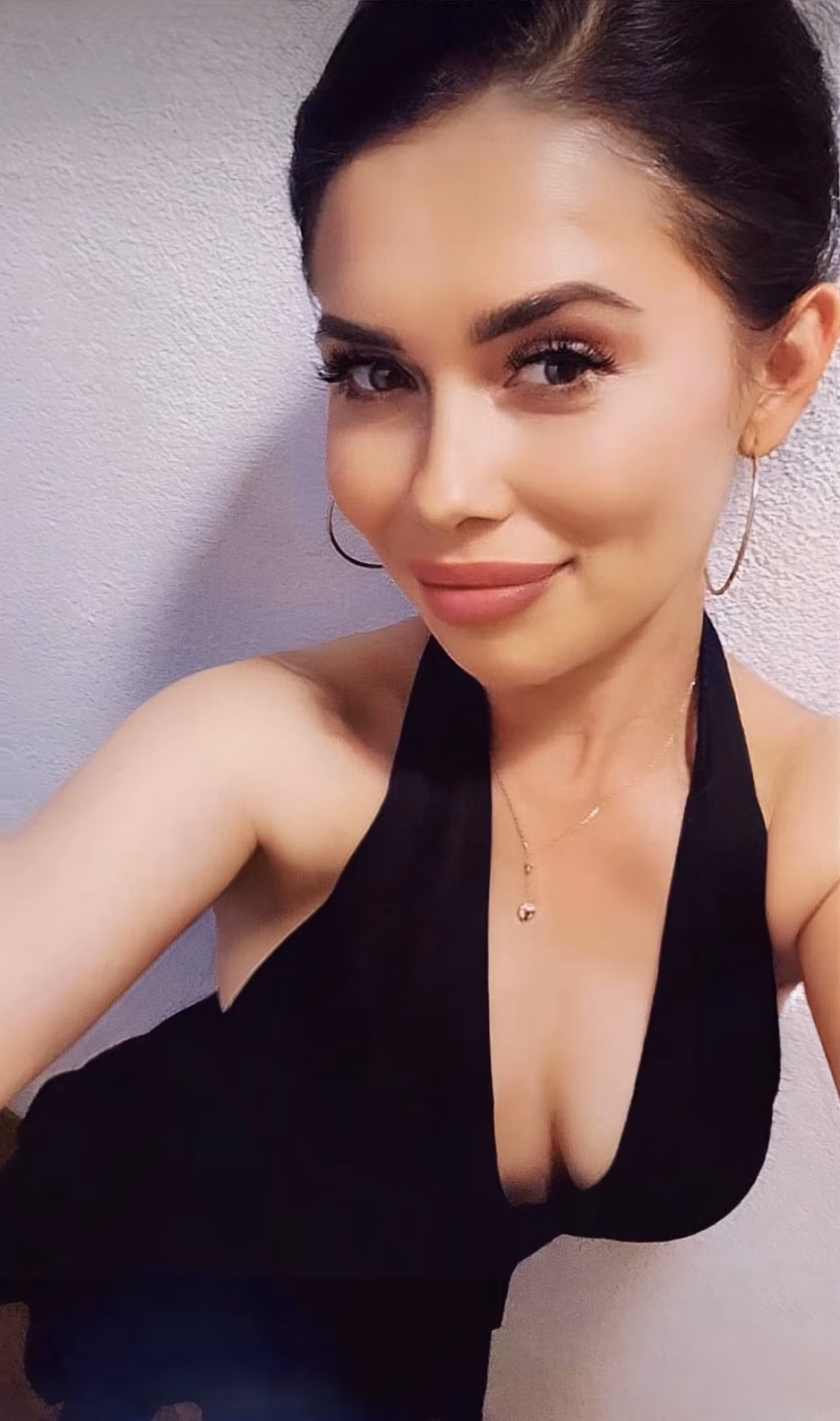 Tetiana 41 Fribourg Switzerland Characteristics of Russian women
