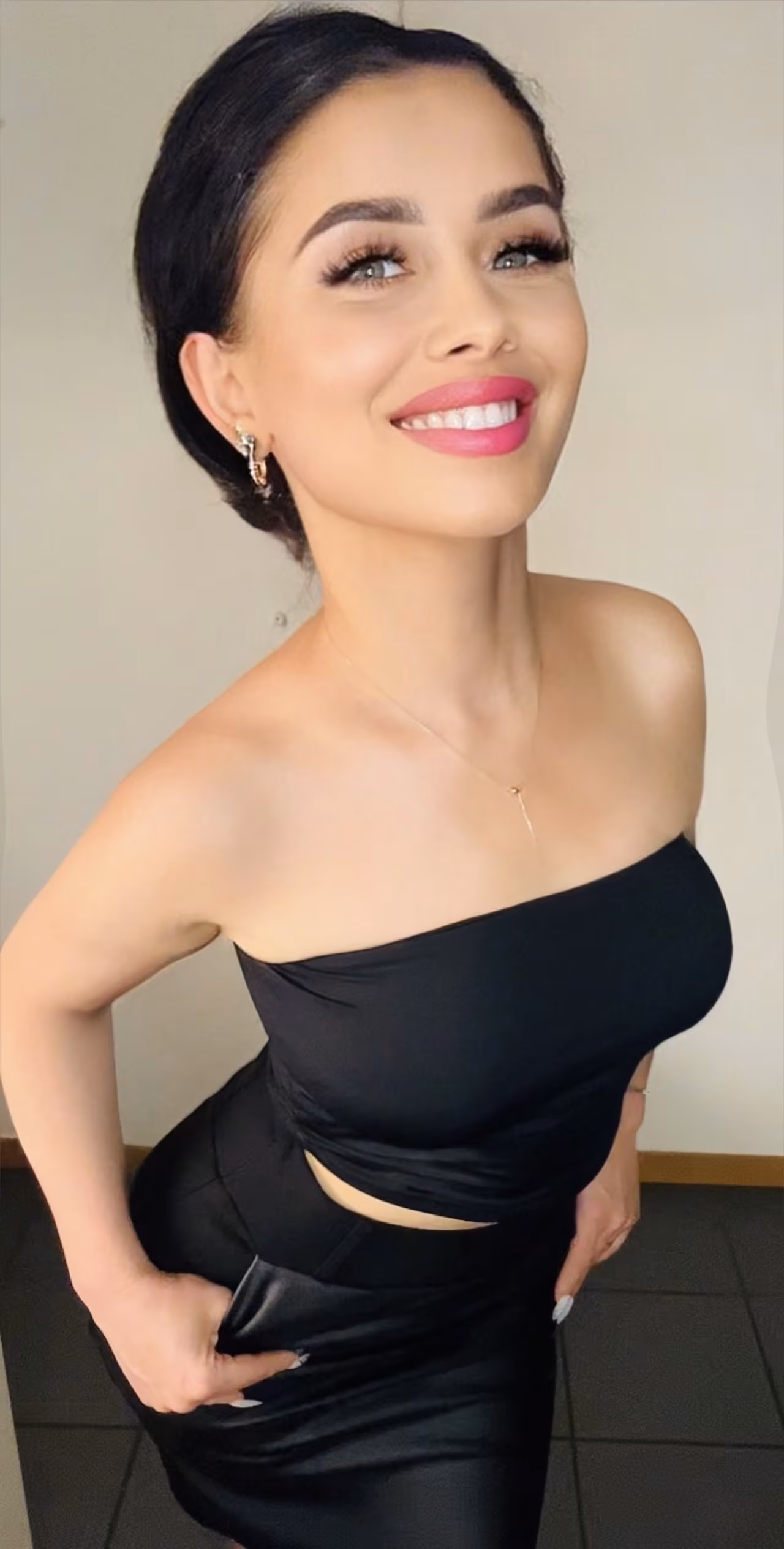 Tetiana 41 Fribourg Switzerland Characteristics of Russian women