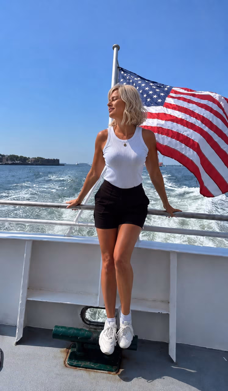 Lidiia 46 Miami USA Photos of Ukrainian women in bikini
