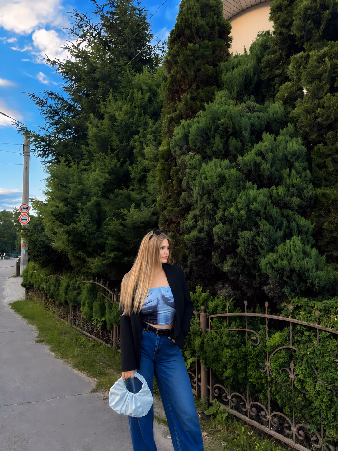 Anita 22 Okhtyrka Ukraine Russian women aged 40