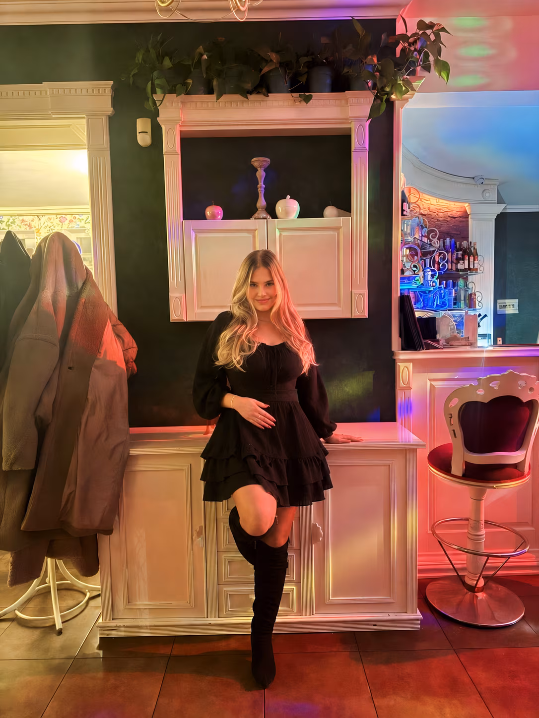 Anita 22 Okhtyrka Ukraine Russian women aged 40