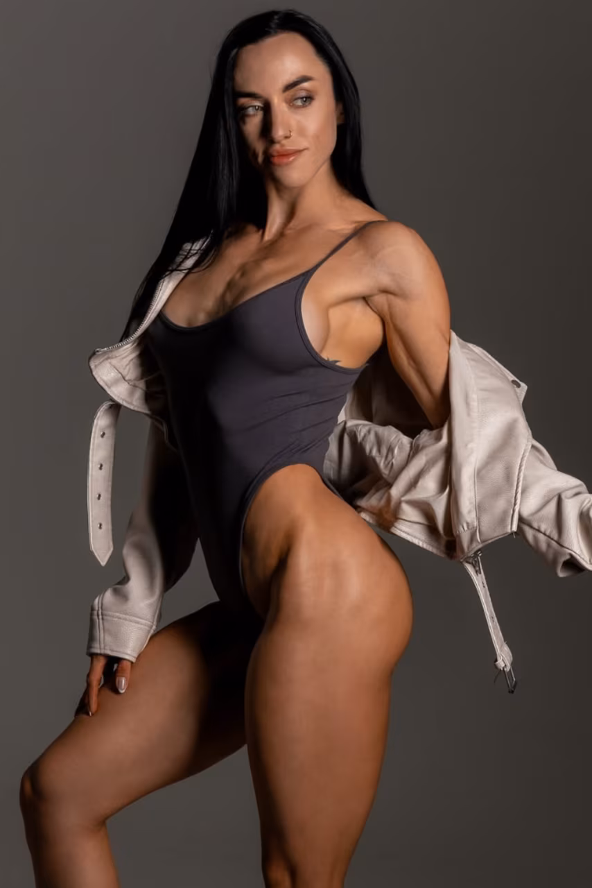 Viki 31 Sofia Bulgaria Russian women bikini