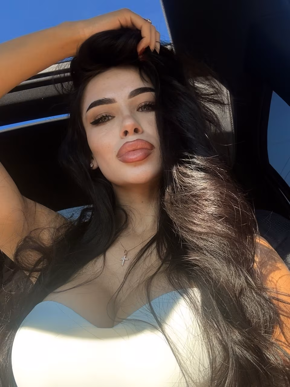 Daniela 24 Bucharest Romania Russian women names