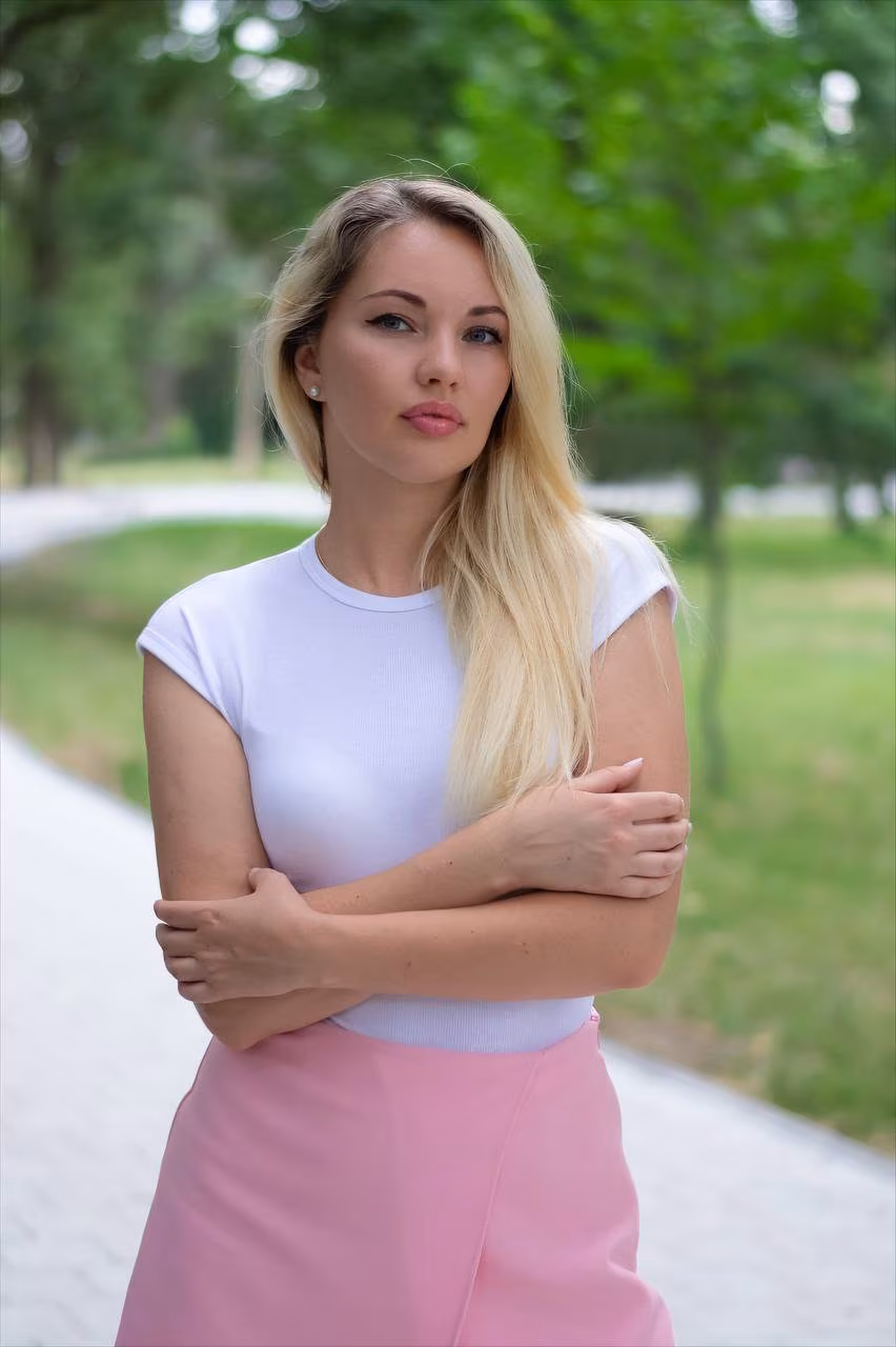 Olga 42 Bucharest Romania Beautiful Ukrainian women