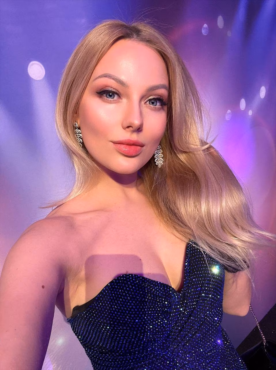 Yulia 40 Cannes France Russian women images