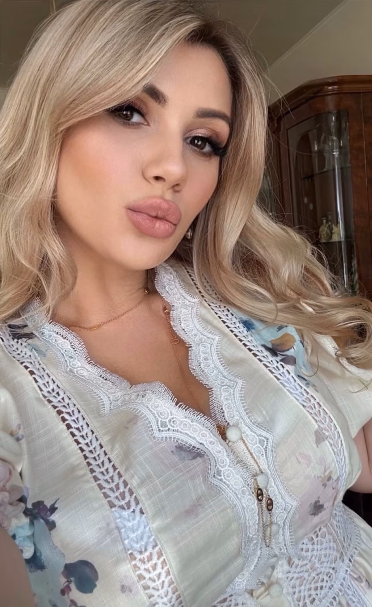 Maryna 36 Beijing/Kyiv China Russian women looking for a partner