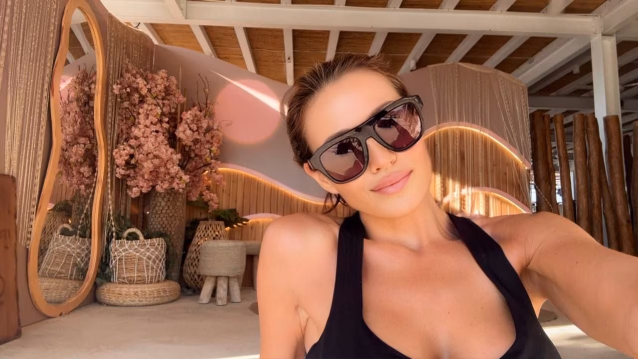 Olena 43 Cyprus/New York Cyprus What are Ukrainian women like